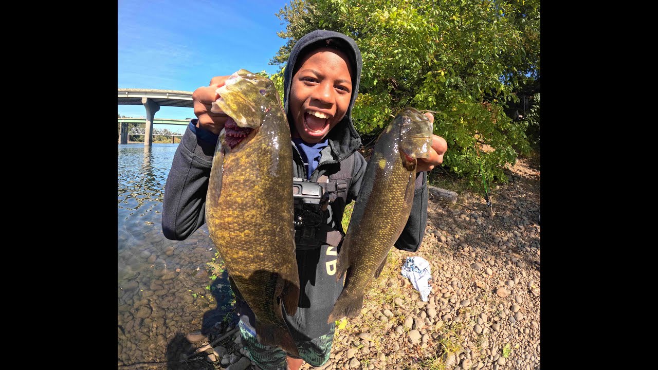 Smallmouth bass fishing – New PB at Willamette River