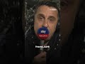 Gary Neville&#39;s hilarious reaction after getting cut off by Dave Jones 😂