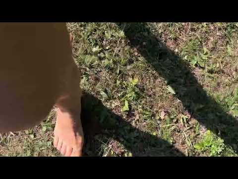 Running barefoot 🌎👣🌎