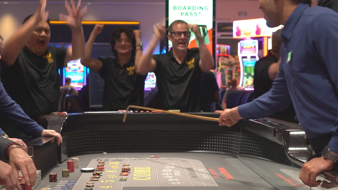 A Crazy Craps Comeback on HIGHLIMIT Craps