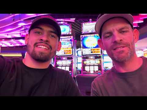Getting The Top Offer On Top Dollar! #slots #casino #gamble