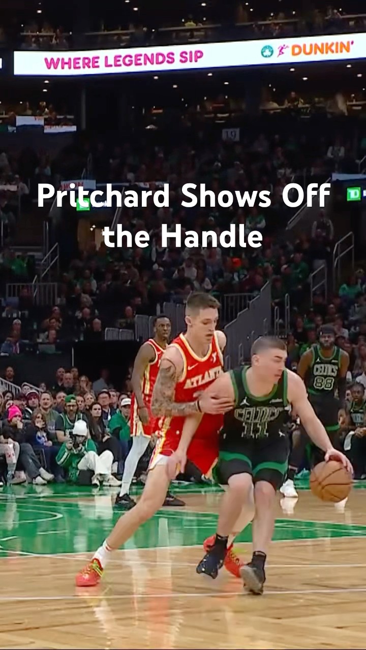 Payton Pritchard gets flashy ?