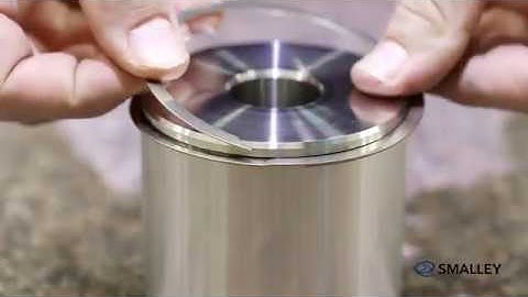 How to Install and Remove an External Spirolox® Retaining Ring