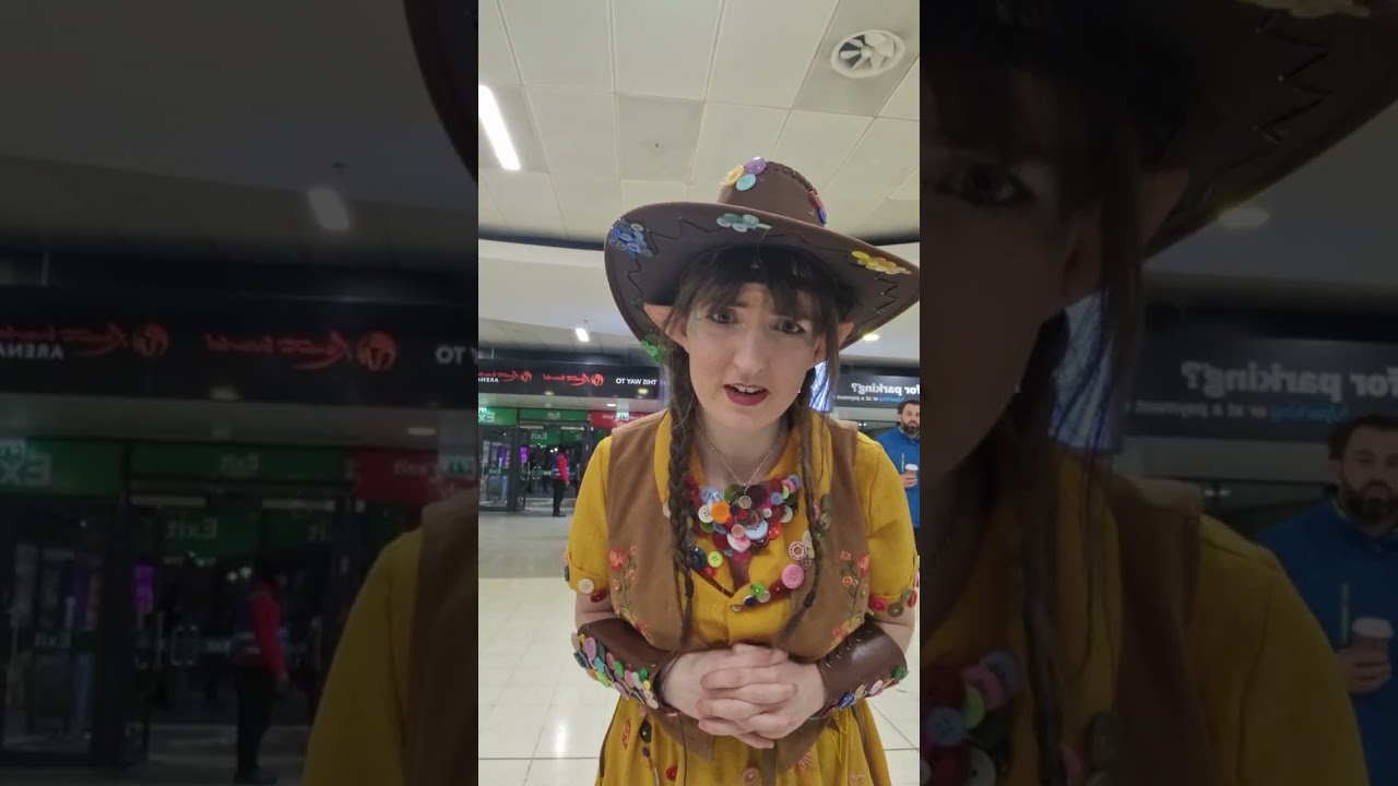 Veth andYeza are the best parents at MCM Birmingham December 2023 Critical Role short