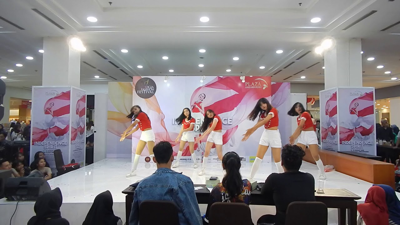 180812  GFRIEND(여자친구) _  Intro, Time for the moon night(밤), & Sunny Summer(여름여름해) BY GNEXT