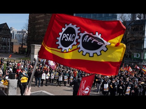 Federal government tables new offer for PSAC negotiations