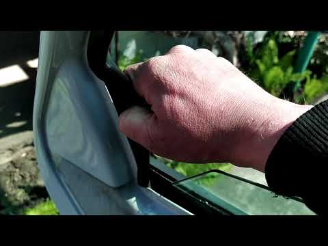VW POLO 2018г.в(седан)как разобрать заднюю дверь,снять карточку двери,вытащить стекло,треугольник.