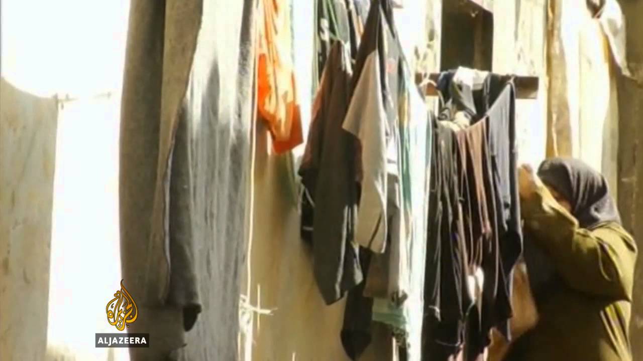 فلسطينيون يبحثون عن عمل في أنفاق التهريب - قناة الجزيرة البلقان