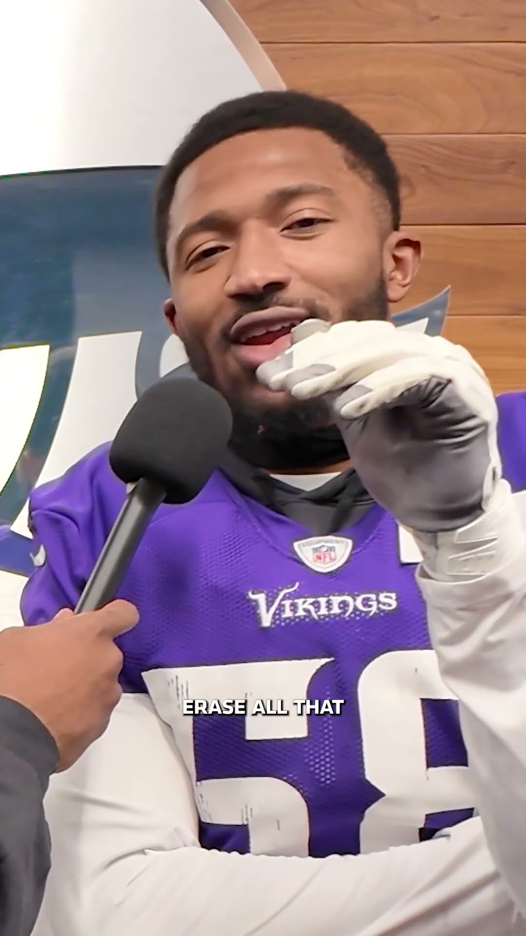 Favorite Non-Football Athlete of All Time? ? | Tell Us With Metellus