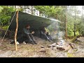 8 days of Bushcraft - Thunderstorm - Crayfish, netting & braiding.