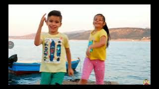 odyssey & manos paralia (official music clip) (5 subscribers)