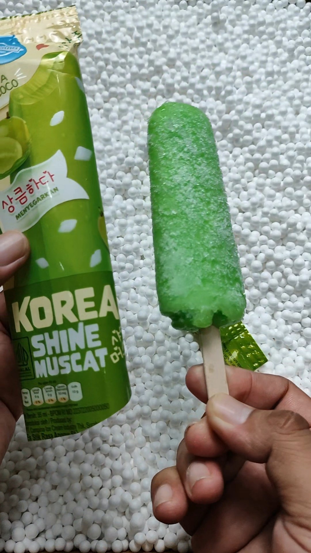 hunting for Korean ice cream snacks, green muscat shine in