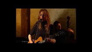 “Dûnsje my de leafde út “ (Elske DeWall en De Partisanen)