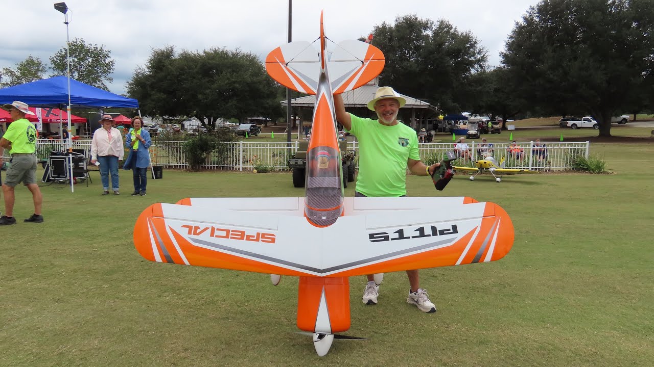 Pilot RC 40 Percent Pitts Special at Nall in the Fall 2025 Day 4