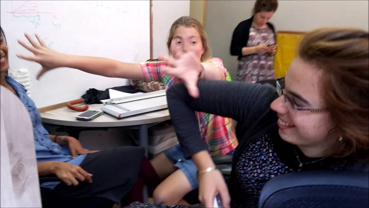 לא רוצה להתבגר, אבל הבגרויות...