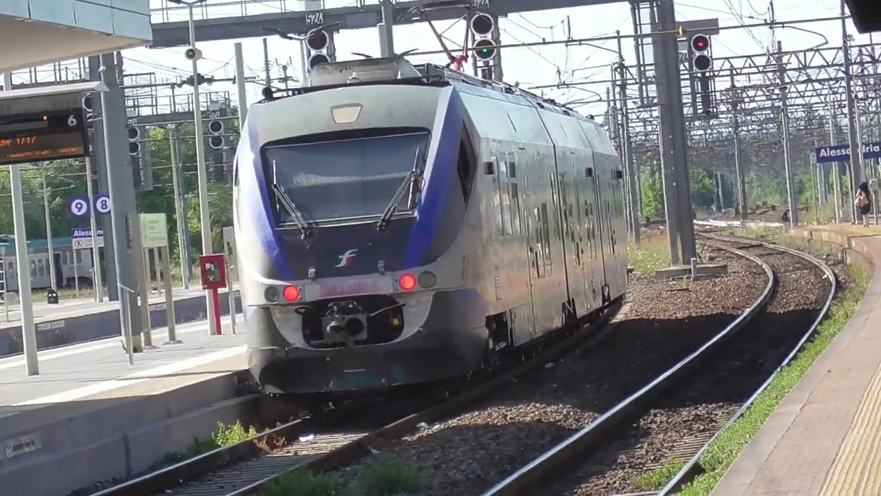 Treni di tutti i tipi nella stazione di Alessandria 10/07/2025