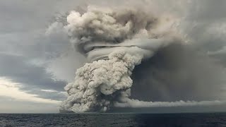 Mount Ruang erupts, spews five km volcanic ash
