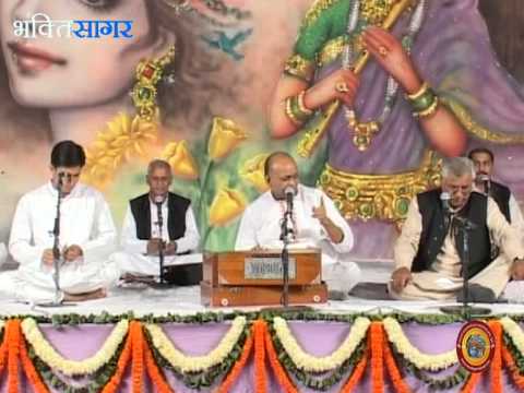 Kyun Aake Ro Raha Hai Govind Ki Gali Mein            By   Vinod Ji