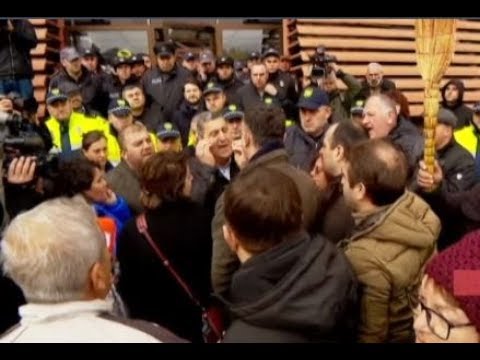 სპეცოპერაცია „დაბოქლომება“ ოპოზიციისა და სამოქალაქო აქტივისტების მონაწილეობით  რეგიონებშიც გრძელდებ