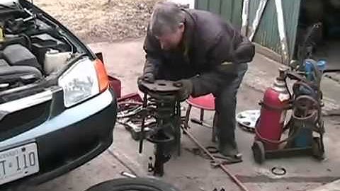 #873 strut replacement on a mazda protege [Davidsfarm]