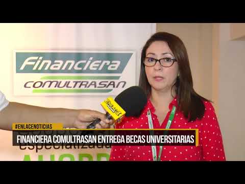 Financiera Comultrasan entrega becas universitarias