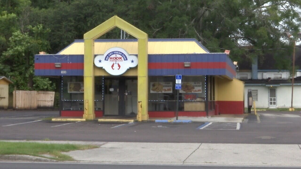 Restaurant Report; 5 restaurants briefly shut down