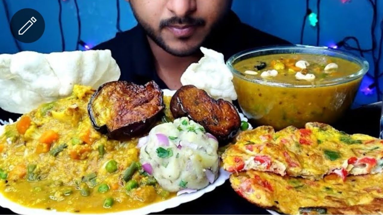 Eating Simple Food Veg Dal, Alu Vorta, Egg Omlet, Begun vaja, Rice | Eating Show | @BhukkhadBoy