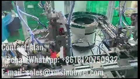 Quartz clock movements assembly machine