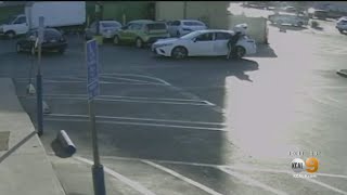 North Hollywood Supermarket Parking Lot The Scene Of Monday Morning Shootout