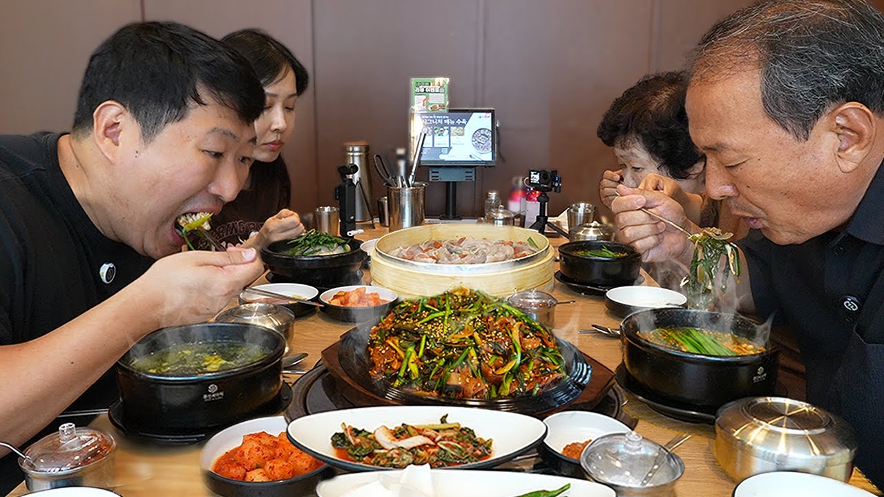 Жаркое и изнуряющее лето... Ёмсотхан — лучшее место для здорового питания!