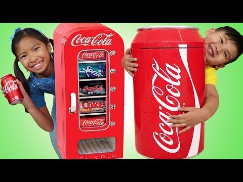 wendy-&-liam-pretend-play-w/-giant-coca-cola-vending-machine-&-kid-refrigerator-toy