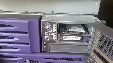 Sun Microsystems SunFire V490 power up