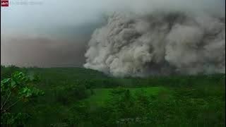 GIANT Pyroclastic Flow from Semeru Volcano – November 19, 2025 (Level IV Alert)