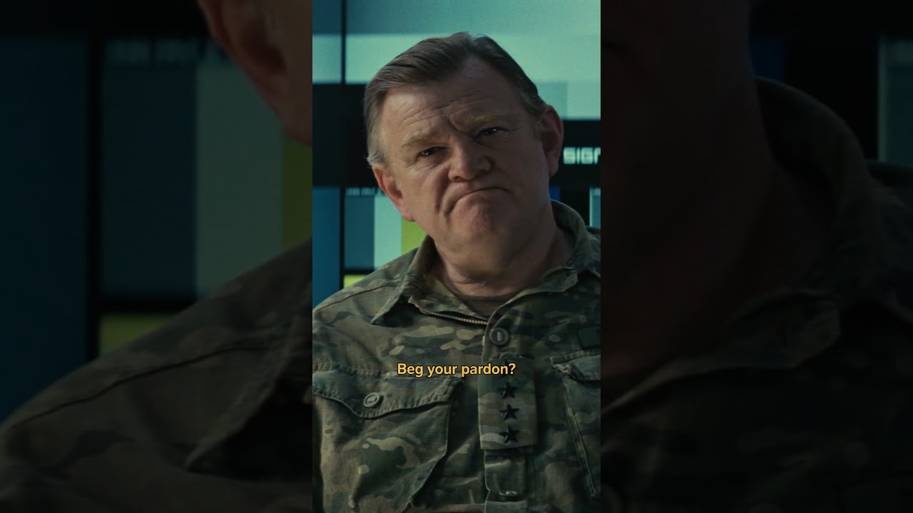 Need #TomCruise to explain everything to me from now on. #EdgeOfTomorrow