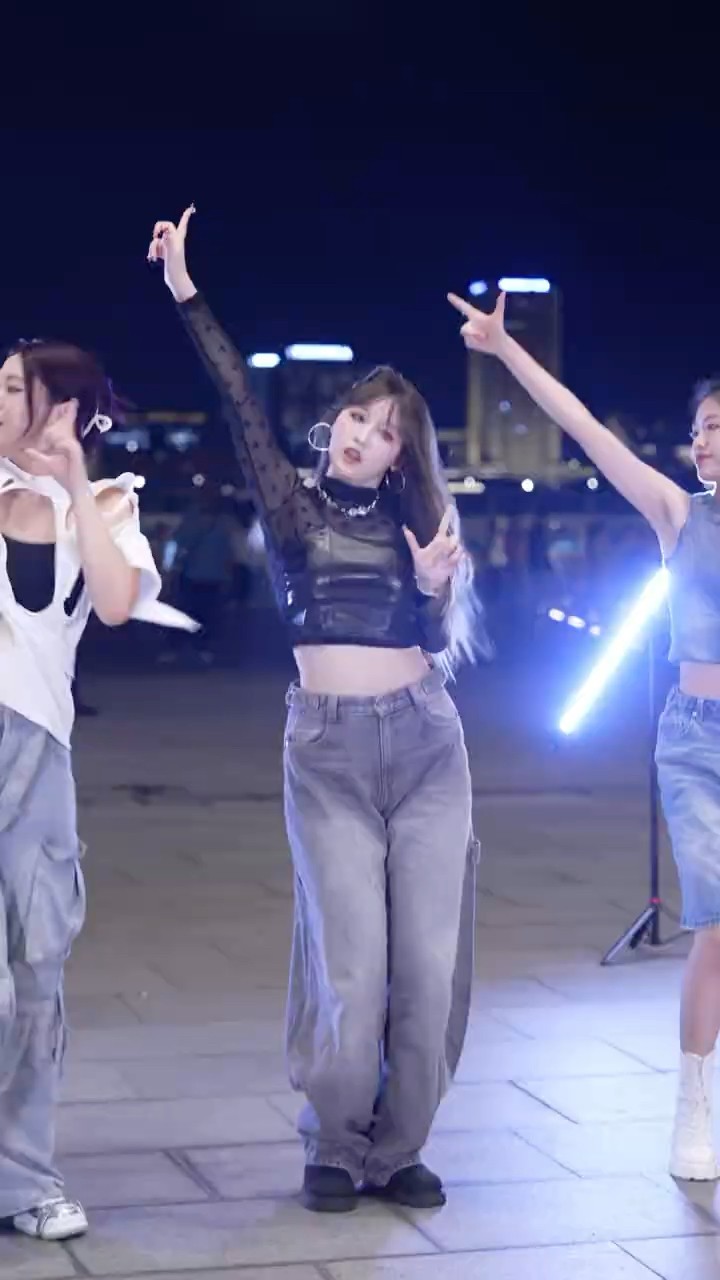T.dolls Dancer Charlie ? #tdolls #kpop #dancecover #singapore #meovvchallenge #meow #meovv