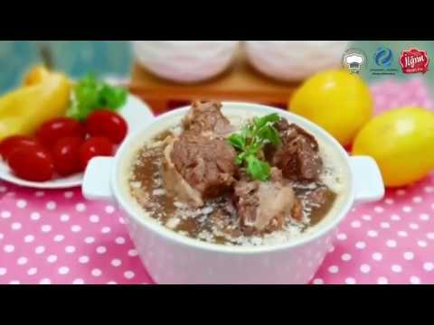 Video: Mal əti Horseradish Və Alma Sousu Ilə Necə Bişirilir