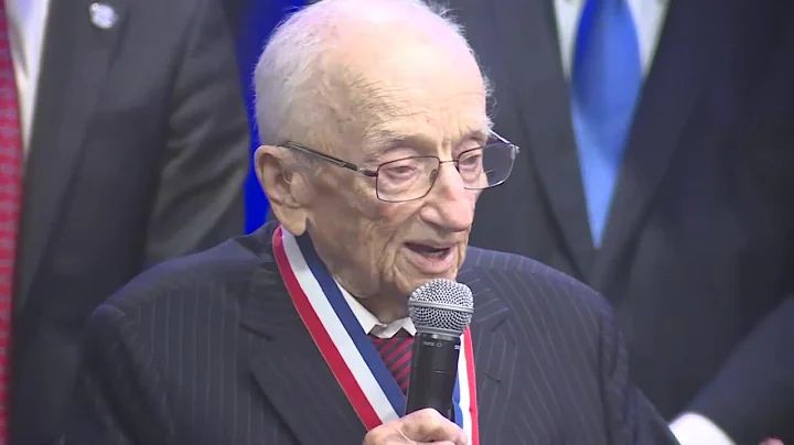 Ben Ferencz speaks after being given Medal of Honor