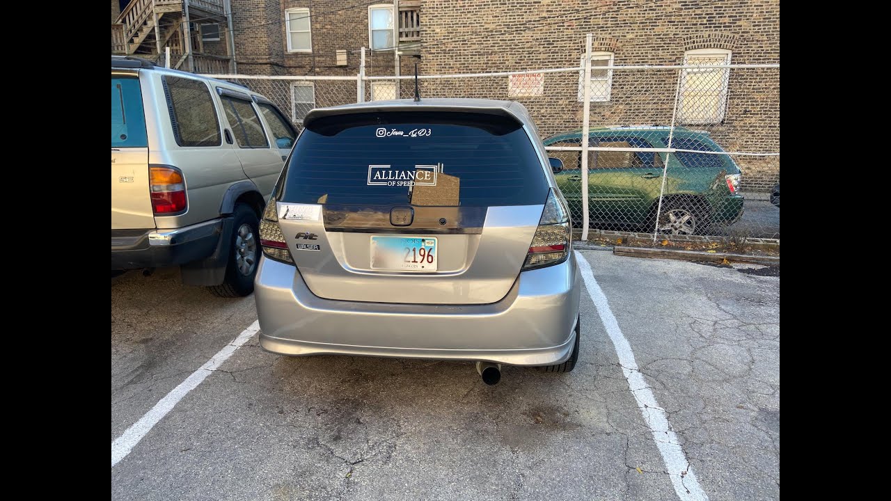 Honda Fit taillight install (GD3) - YouTube