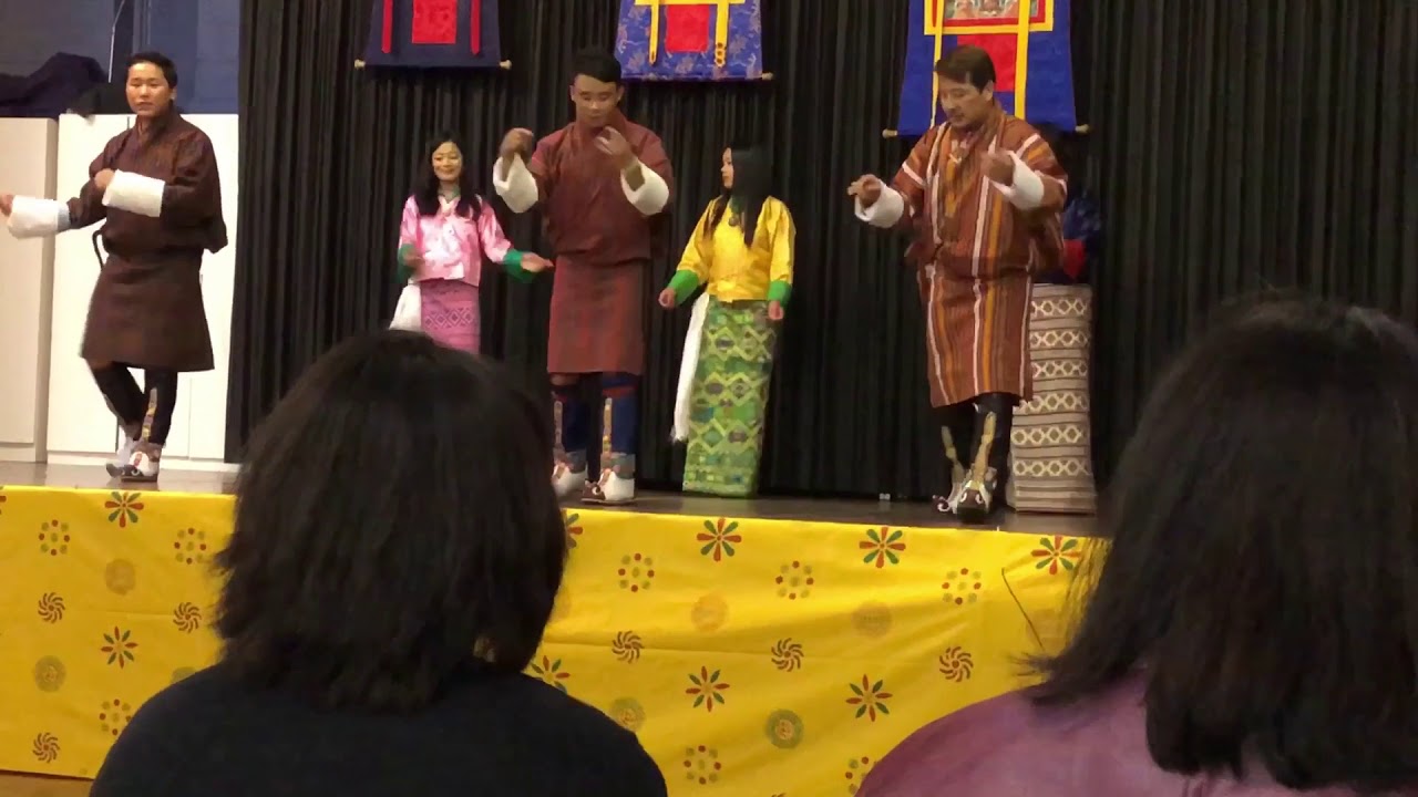 Dechen Lhindup Cultural program during Namkhai Nyingpo Rinpochoes Brisbane visit 2018
