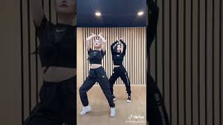 Gfriend Mago Yerin Sinb Dance