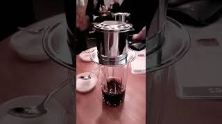 Vietnamese koffie met honing zoet melk.Denhaag