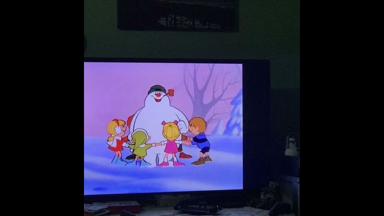 Its Christmas break in the 2000's again! 