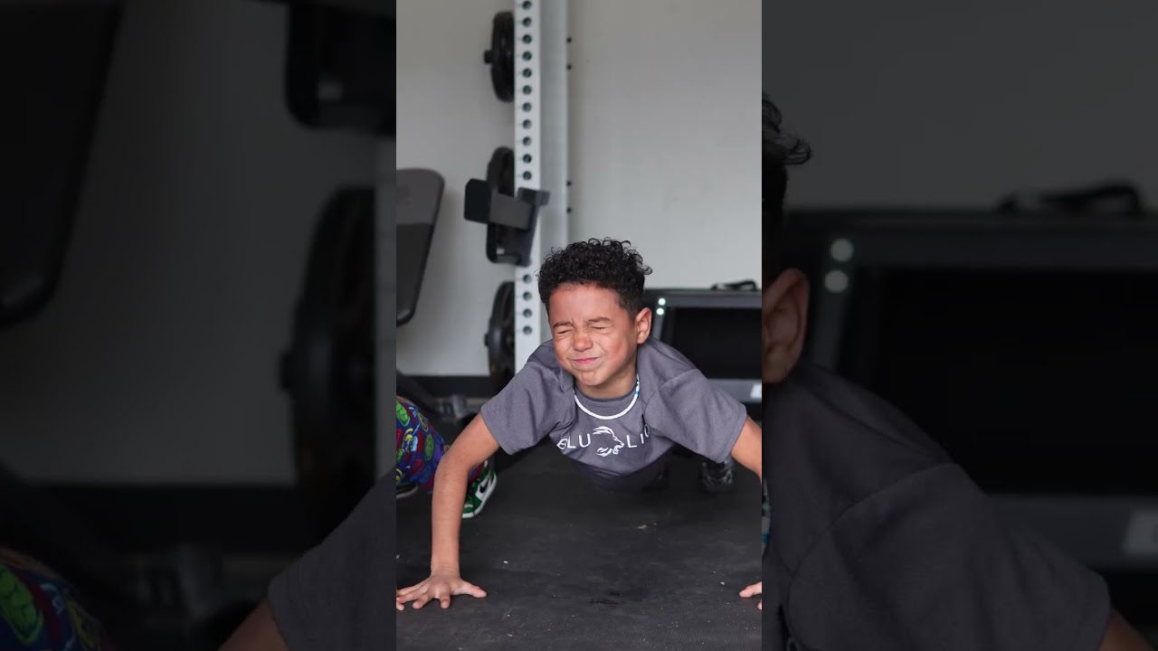 7 year old does 100 push-ups 