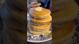 Good morning! From scratch fluffy pancakes. Key ingredient for fluffiness: baking powder. #pancakes