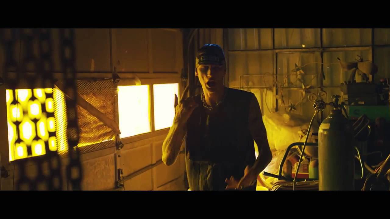 Machine Gun Kelly Raise the Flag