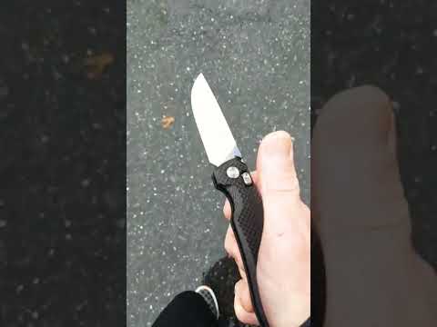 Walk n Flick - Kunwu X-Tao In the rain