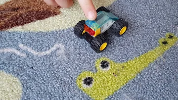 Lego uit de jaren '80 en '90 bouw een auto in 1 minuut