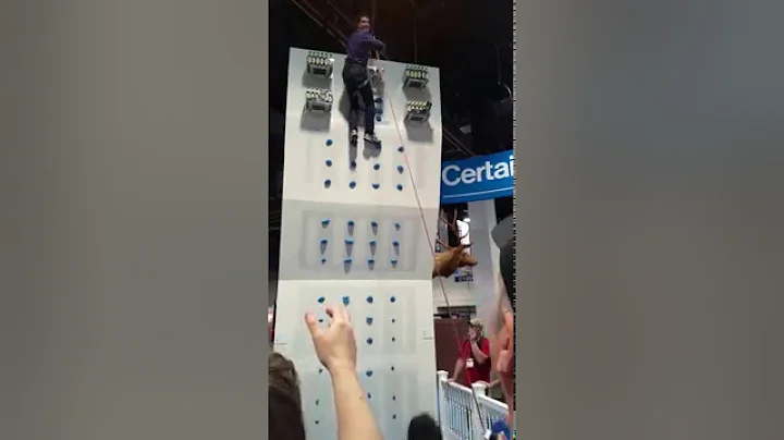 Scott McGillivray CertainTeed Wall IBS 2016