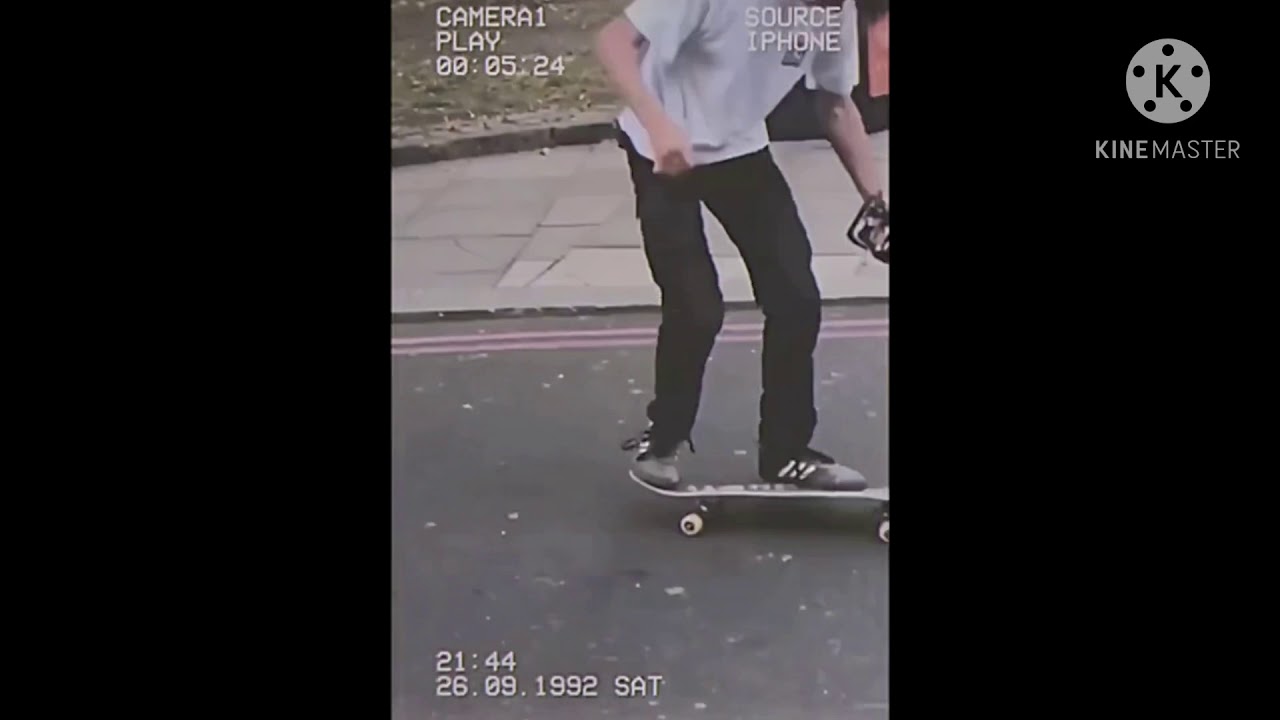 The bootiful Louis partridge