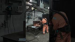 WELDING HANGERS AT RHINOX HQ! 🔥😎 #welding #excavatorbucket #construction #shortsvideo